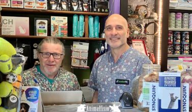 Veterinaria natural en Almería con Miguel Capel y su equipo